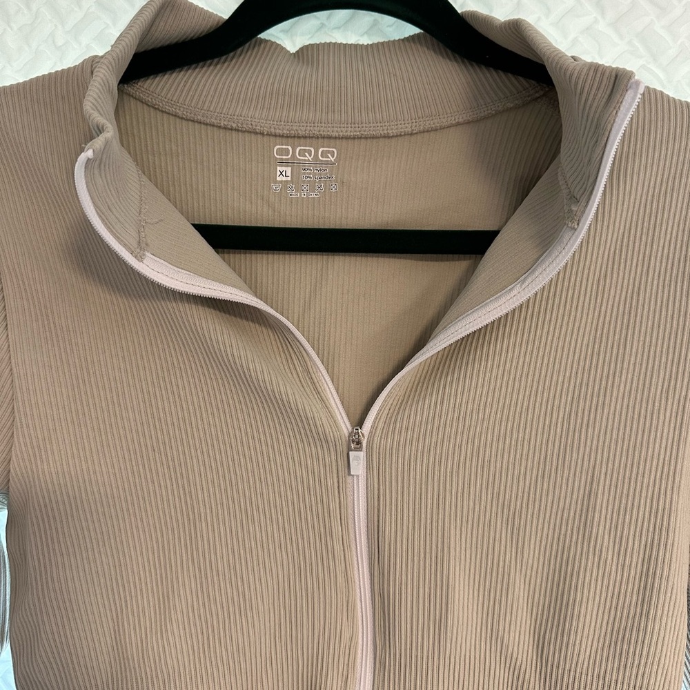 Women's Taupe Zip-Up Ribbed Bodysuit